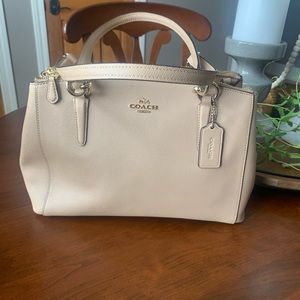 Coach shoulder/crossbody purse